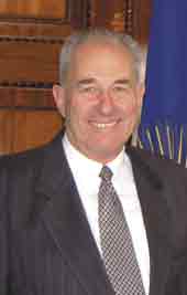 Photo of Don McKinnon. 