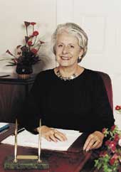 Photo of Dame Silvia Cartwright, Governor General. 